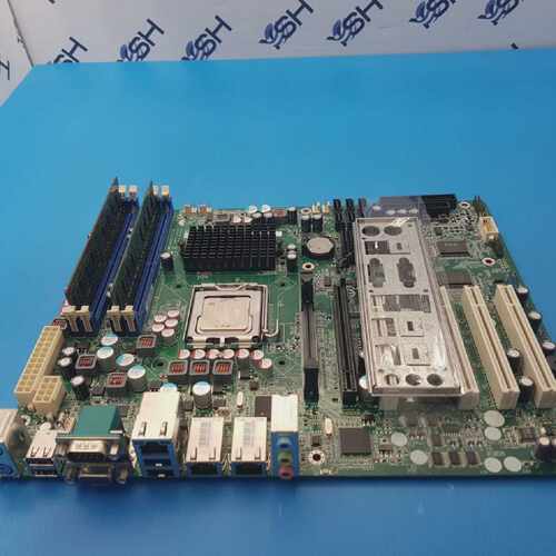 Used 1PCS TYAN S5220, S5220AG2NR Motherboard  QUAD CORE CPU