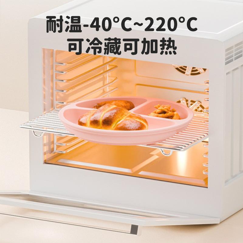 硅胶餐盘婴幼儿童宝宝吸盘式餐盘勺子辅食品级分叉硅胶耐高温餐具