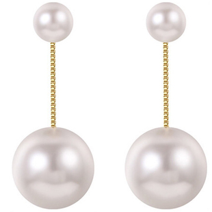 气质短款流苏珍珠耳环2025年新款潮高级耳钉女耳夹小众设计感耳饰