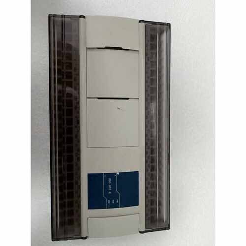 询价信捷PLC XDC-60PT-E，几乎，外观干净，带盖子