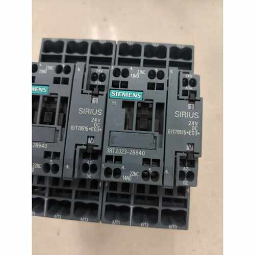 溢价-接触器3RT2023-2BB40有2个，线圈电压DC2