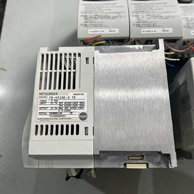 议价变频器FR-S520E-0.4K 0.4KW 220V两适用