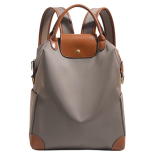 2025新款大容量轻便双肩包男女商务出差包高级感通勤电脑包旅行包