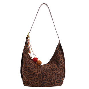 新中式复古民族风托特包女2025新款大容量单肩斜挎包通勤包高级感