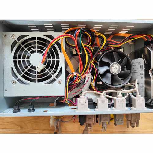 询价信步主板SV1-H611A-B 工控机 件成色如图，感兴
