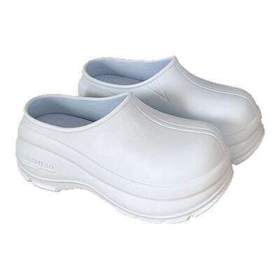 细细条奶蓝色一脚蹬包头半拖鞋