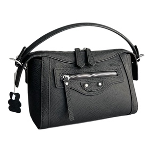 正价200+外贸尾货~亏本清仓~头层牛皮小众百搭休闲小众枕头笑脸包