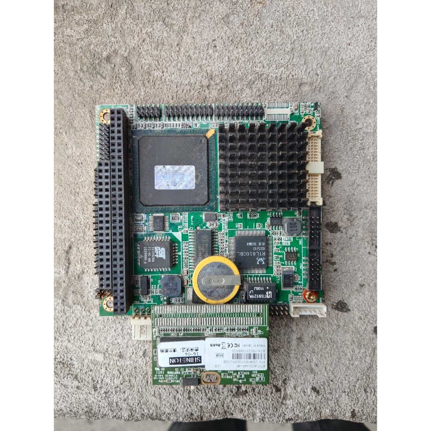 询价-SIMTEON工控主板，带Kingston 512MB
