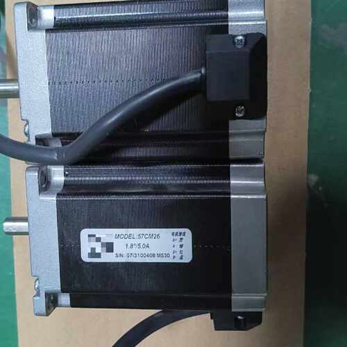 下单前咨询雷赛57步进电机，型号57CM26，扭矩2.6N，轴径8mm