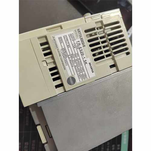 议价FR-E520-0.1K-NA/0.2K-NA/0.4K-NA/0.75K-NA/1.5K-NA三菱变频