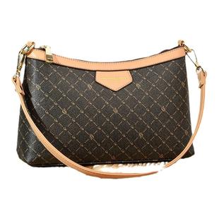 女士包包2026新款简约百搭单肩斜挎包真皮女包中年妈妈包软皮背包