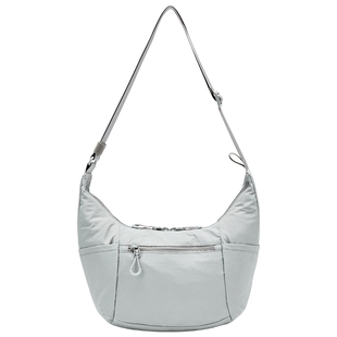 热风女士包包2026年春季新款小号尼龙多口袋可斜挎单肩包牛角包