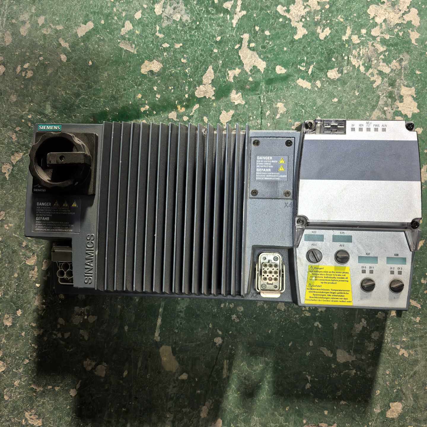 西门子SINAMICSG110D变频器型号6SL3511