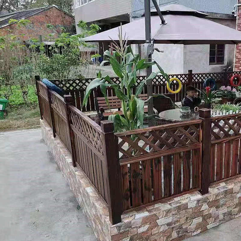 户外白色栅栏门庭院防腐木围栏花园木门学校幼儿园弧形木护栏厂家