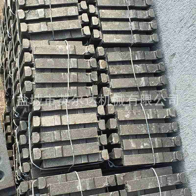 厂家专业生产抛丸机高铬护板 耐磨抛丸清理机配件吊抛履带机