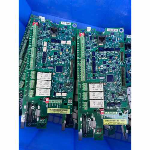 议价电路板SMIO01CABB变频器ACH550主板维修
