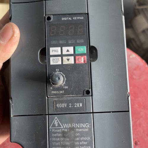 拆机众辰变频器：H2400A02D2K