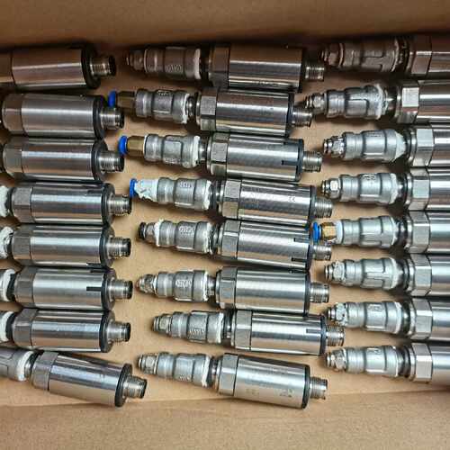 溢价-Huba Control 富巴压力传感器511.914003