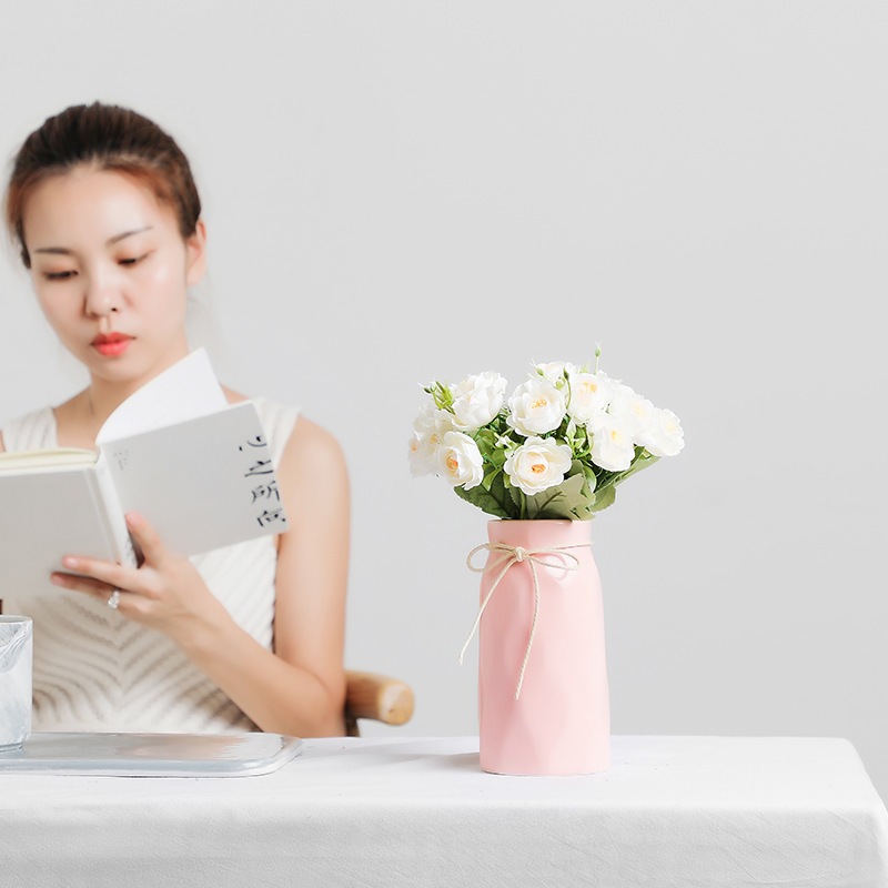 北欧陶瓷干花客厅插花花瓶软小号简约批发装饰品时尚家居摆件风