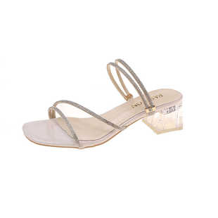 两穿鞋凉拖鞋女夏外穿鞋2026款新款天鞋子拖鞋粗跟凉鞋中跟高跟拖