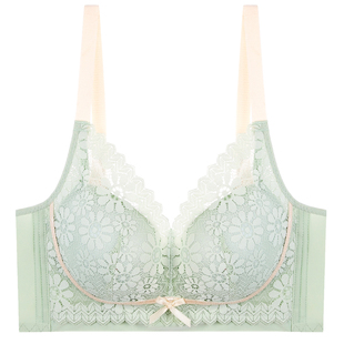 内衣女无钢圈新款小胸加厚集中聚拢显丰满收副乳上托防下垂蕾丝文