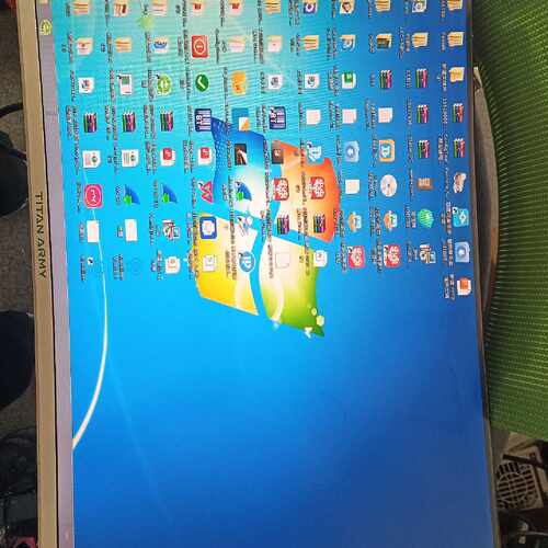 TITANARMY液晶显示器K1C0F 尺寸32寸 带HDM—议价