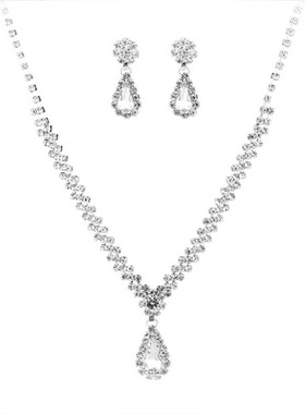 高颜值水钻项链耳环手链套装