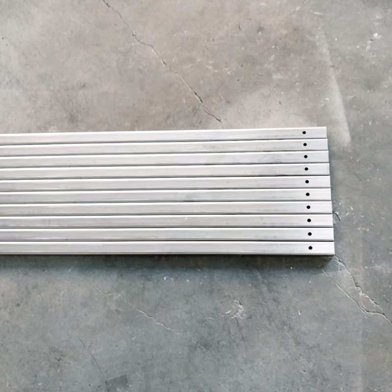 冷弯型材c型钢滚压机械 结构建筑厂房镀锌C/Z型钢生产冷轧设备