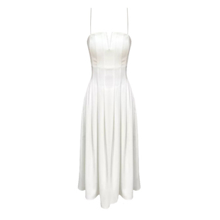 小礼服高端轻奢小众战袍高级感海边度假白色一字肩吊带连衣裙女夏