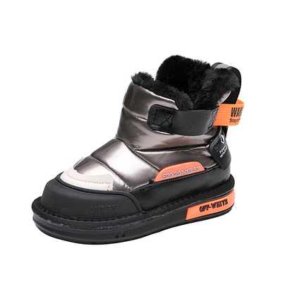 新款雪地靴户外防水皮雪地靴冬季