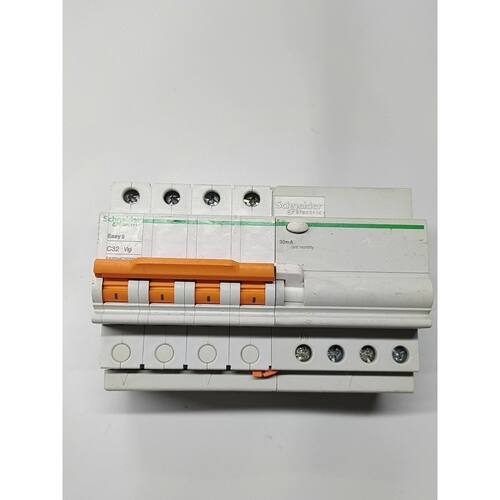 在线议价施耐德Easy9 4p c32a空气开关带漏电保护器，保护电