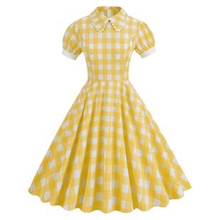 法式少女甜美港风设计感娃娃领短袖收腰大摆中长黄色格子连衣裙夏