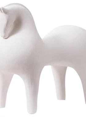 儿童房衣帽间马术主题软装摆件