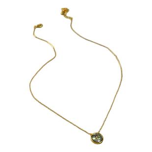 小众ins原创设计黄铜镀金时尚轻奢母贝纽扣圆牌简约通勤气质项链