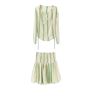 有耳uare原创设计 草木精灵 奶绿条纹肌理针织开衫衬衫半身裙套装