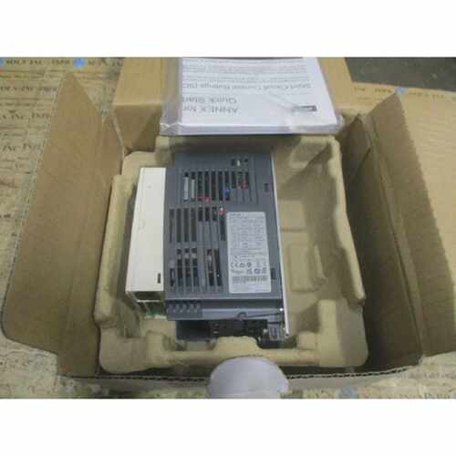 施耐德ATV12H018F1电动AltivarVFD0.18kW14HP100120V240VAC*全新*
