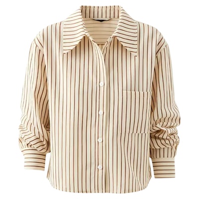 卡其色条纹衫女2026春季休闲风格
