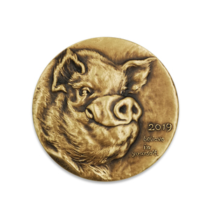 新中式猪年浮雕生肖系列逍遥猪纪念币章文创现货精品礼品限量收藏