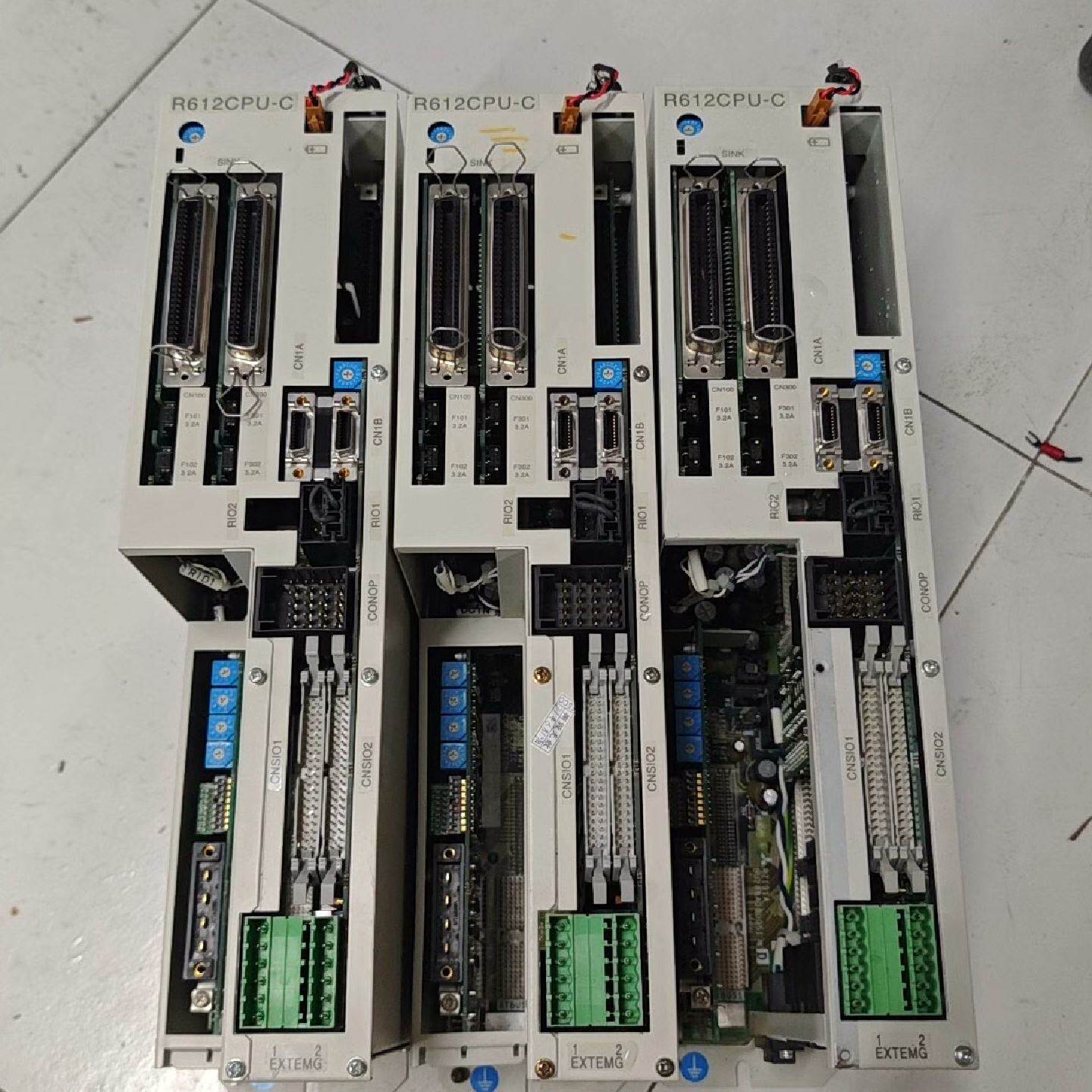 议价三菱控制器R612CPU-C,原装进口,拆机件,成色漂亮,接