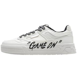 特步男鞋板鞋男款2025秋季新款正品复古潮流低帮鞋子皮面运动鞋男