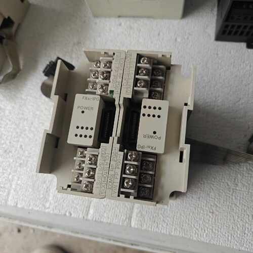 〔议价-可维修〕三菱FX3U-1PG扩展模块 没有盖子 原装正品