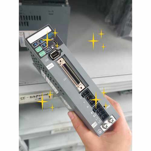 议价超川伺服驱动器CCD3P040A2A400WAC20维修