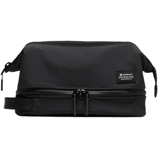 Dual-Compartment 双隔层洗漱包 拒水丨lululemon丨LU9CDBS