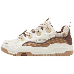 特步征程板鞋2026春季新品女款革面保暖休闲鞋厚底增高运动鞋女鞋