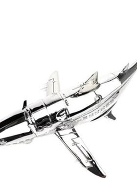 空山基机械鲨鱼潮流摆件艺术家