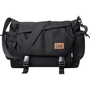 Lee潮牌男士单肩包背包通勤斜挎包轻便大容量黑色休闲邮差包女