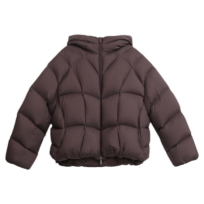 短款连帽轻柔无胆防绒羽绒服