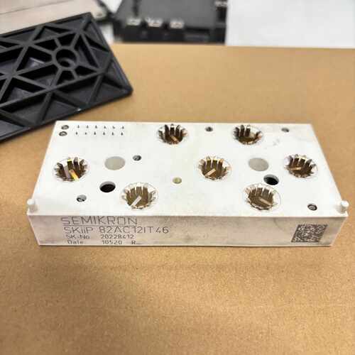 SKIIP83AC12IT1 SKIIP82AC12IT1 变频器模块 电梯模块专用