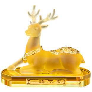 一路平安鹿汽车内饰品摆件女士香薰中控台2025新款男士创意个性潮