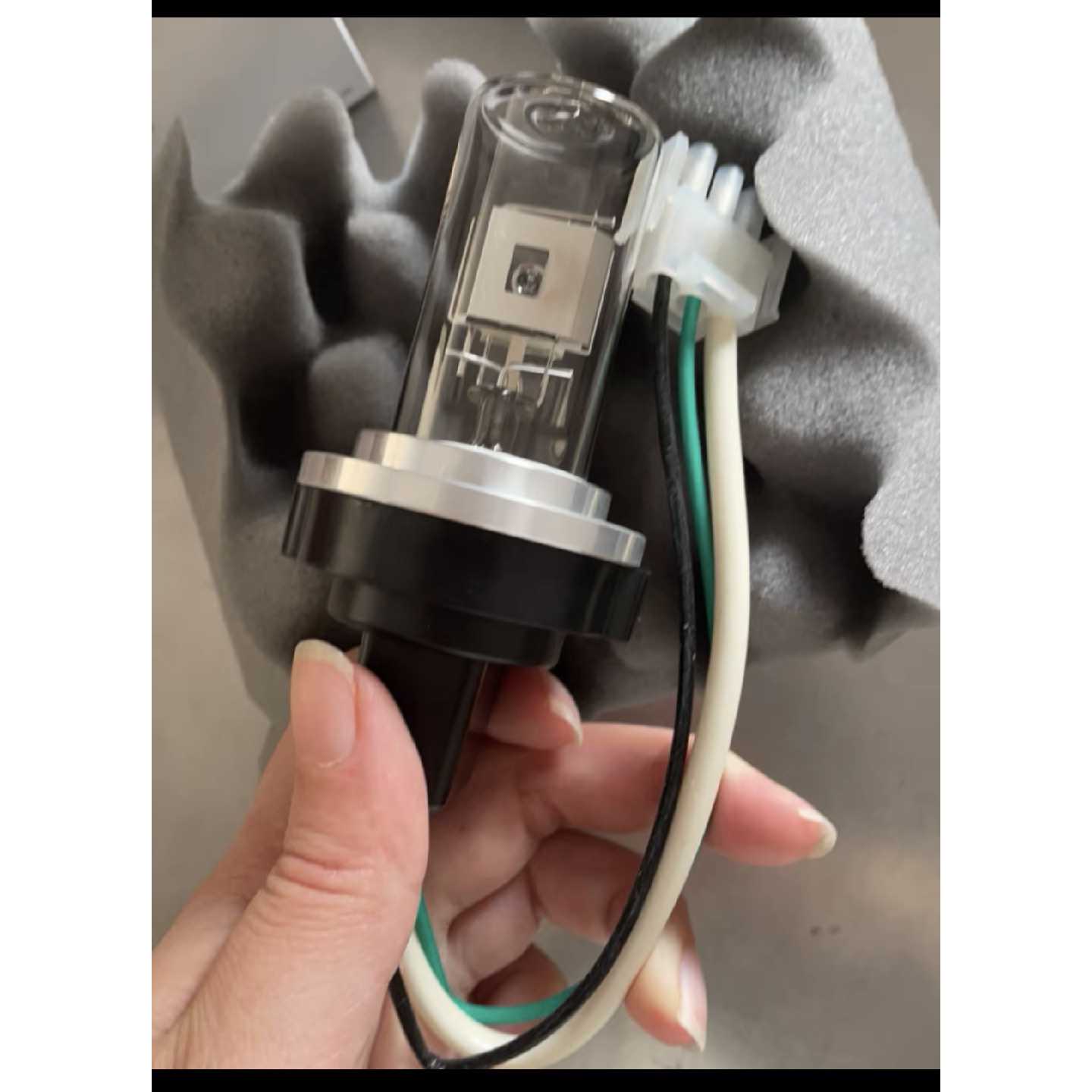 议价安捷伦氘灯DAD2140-0820 全新日本滨松产替代灯